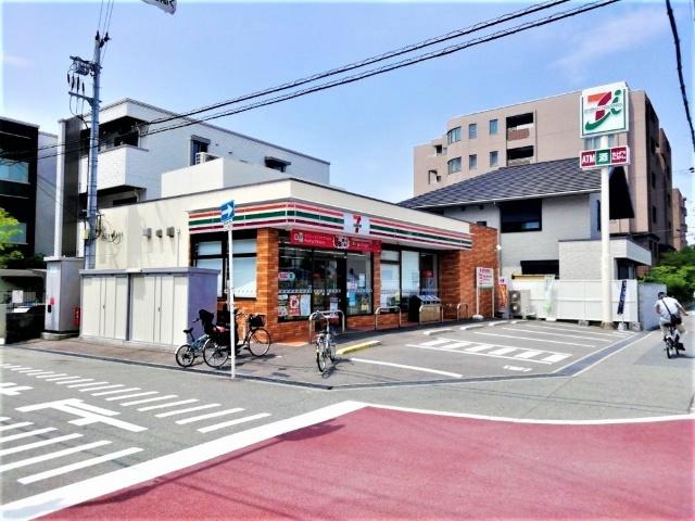 セブンイレブン池田駅南店：334m