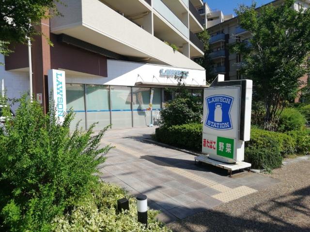 ローソン池田城南三丁目店：359m