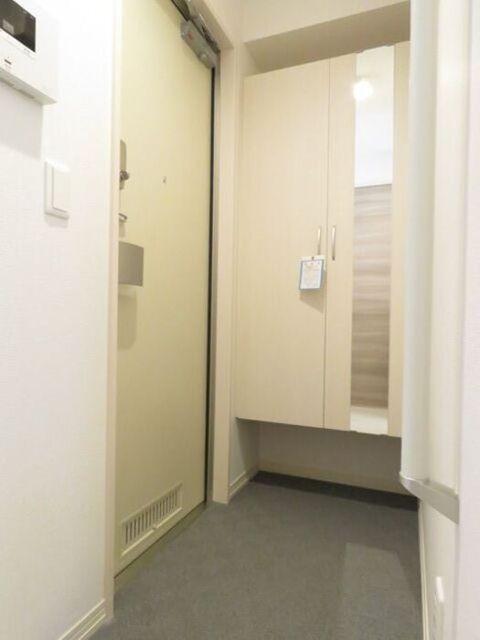 ベルメゾン池田（202） 玄関
