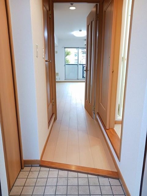 クレメント昆陽（105） 玄関