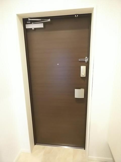 グランデュール（303） 玄関