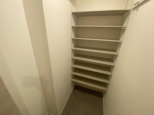 ユニヴェール千里中央（202） 収納