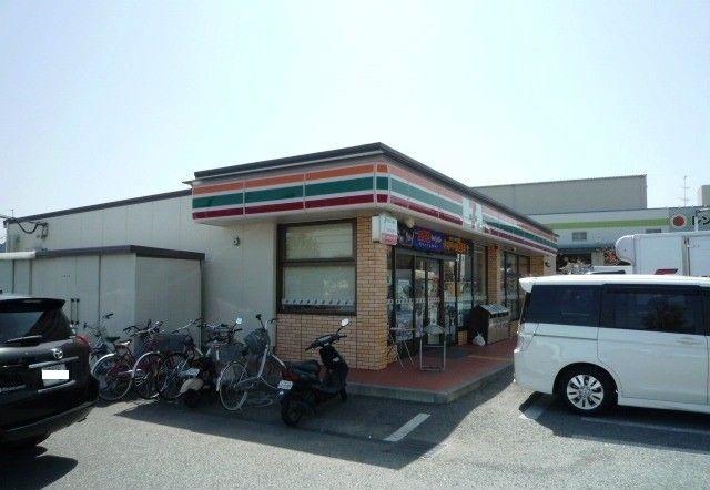 セブンイレブン伊丹森本3丁目店：1040m