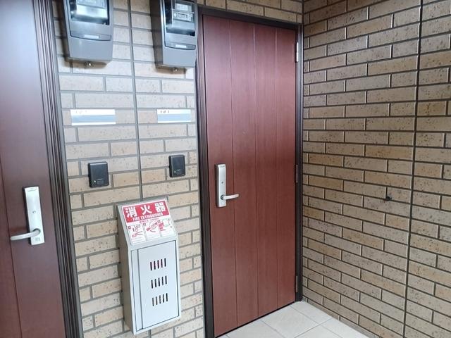 MY ROOM小戸（201） エントランス