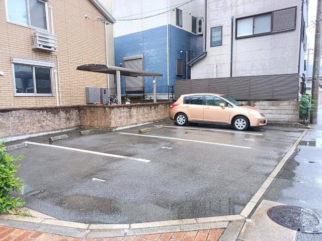 MY ROOM小戸（201） 駐車場