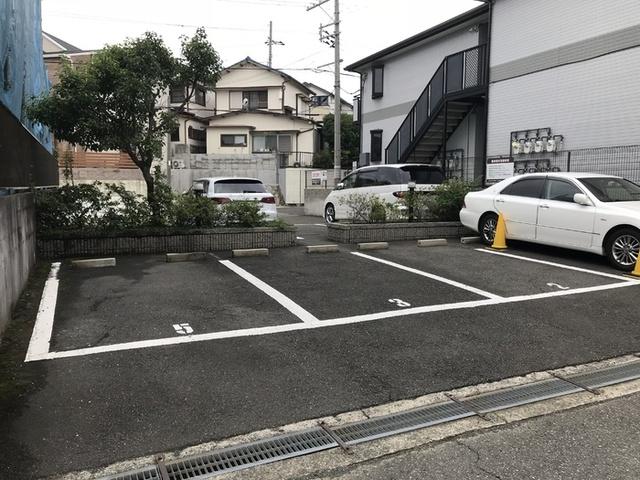 パセオ･グリーンヒルズ（202） 駐車場