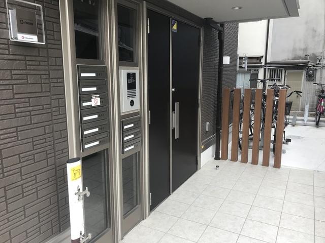 D-room中桜塚（302） エントランス