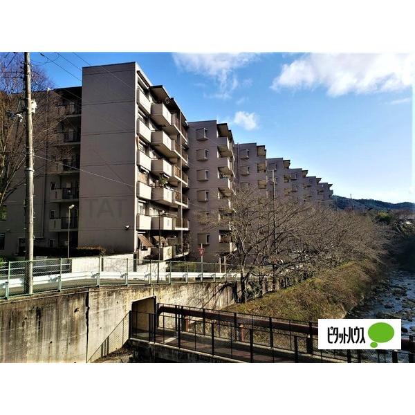 サンロイヤル池田バードヒルズ1号館