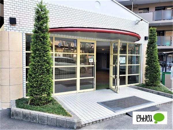 サンロイヤル池田バードヒルズ2号館 エントランス
