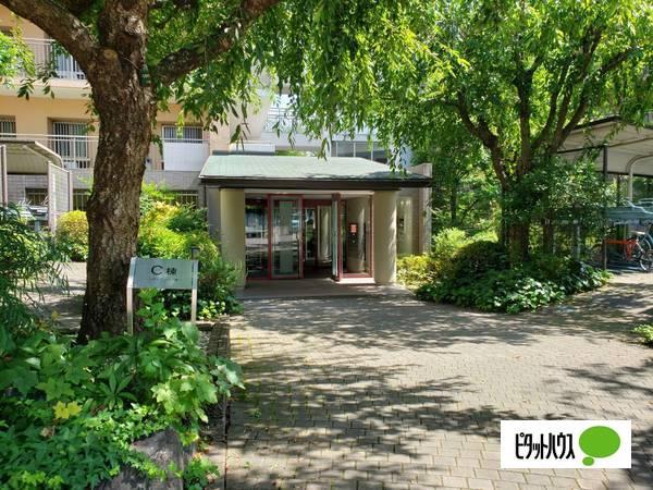阪急日生ニュータウン花咲く丘の街C棟 エントランス