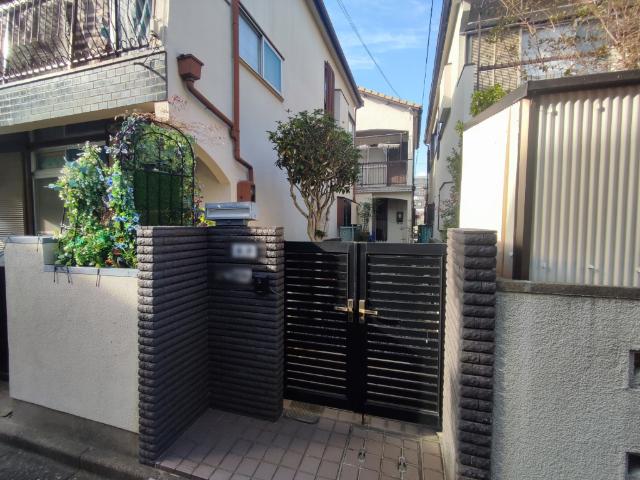 池田市井口堂2丁目　中古戸建 エントランス
