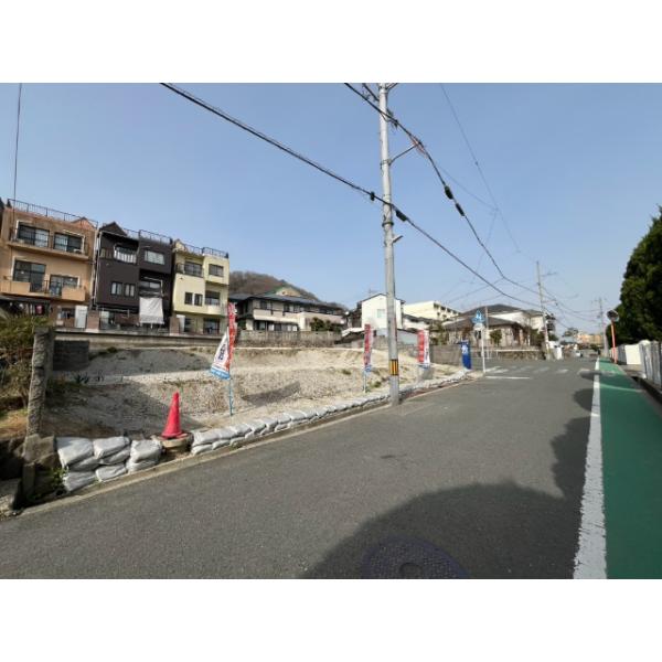 大阪府池田市五月丘４丁目