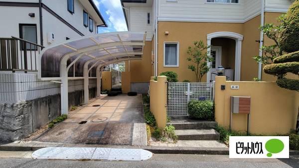 豊能町新光風台2丁目　中古戸建　土地61坪・延床42坪の大型5LDK 駐車場