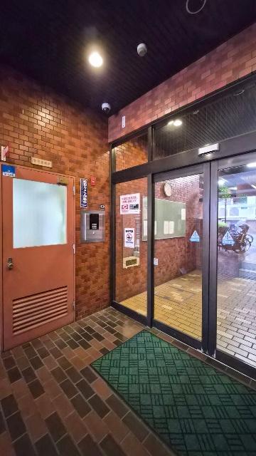 ライオンズマンション上六第三 エントランス