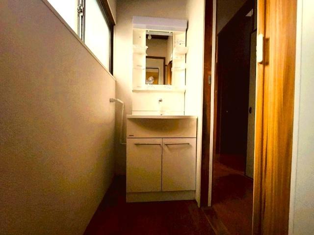 生駒市西松ヶ丘(オーナチェンジ)中古戸建 洗面