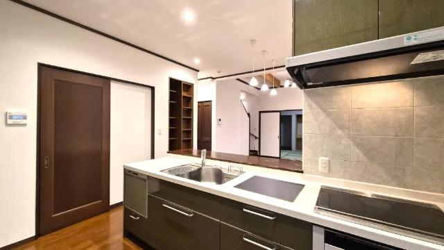 猪名川町つつじが丘２丁目中古戸建　リフォーム済物件 キッチン