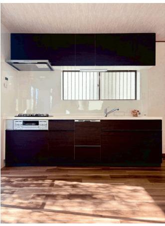 旭丘2丁目中古戸建　全居室6帖以上の広々5LDK キッチン