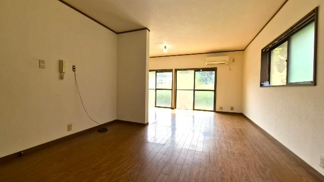能勢町山辺中古戸建(表面利回り12%)※オーナーチェンジ リビング