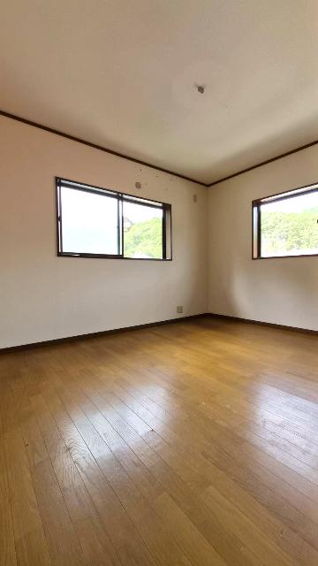能勢町山辺中古戸建(表面利回り12%)※オーナーチェンジ リビング