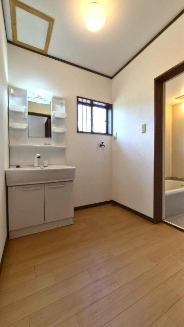 能勢町山辺中古戸建(表面利回り12%)※オーナーチェンジ 洗面