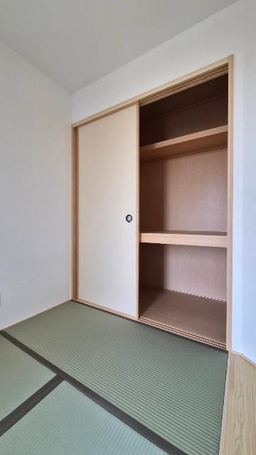 池田市畑5丁目　3区画分譲　新築戸建　3号地 収納