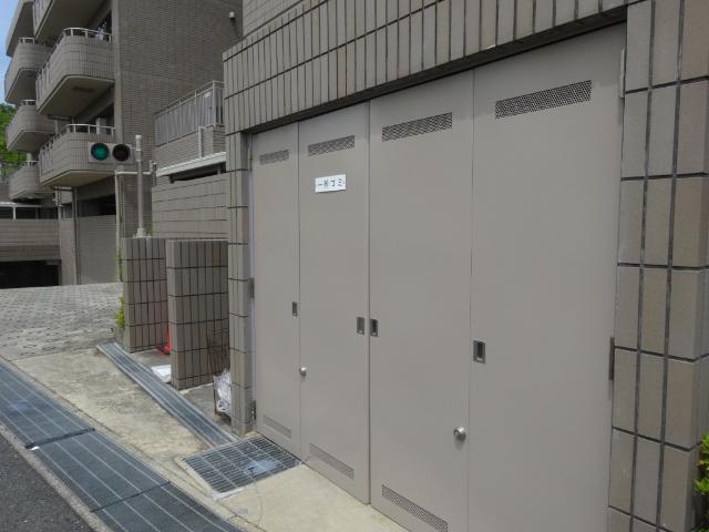 メロディハイム池田五月山ヒルズヴュー(戸建て感覚専有面積100㎡以上) 共有部分
