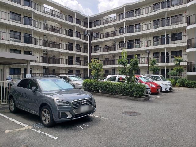 インペリアル池田城山町 駐車場