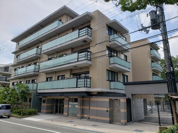 ユニハイムエクシア池田城山 外観