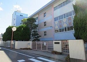 中学校