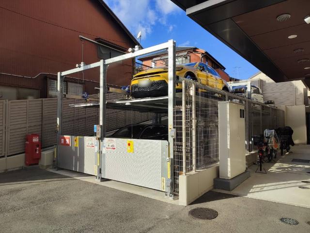 ワコーレ池田ザ・ハウス 駐車場