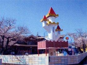 佐波幼稚園（幼稚園）：1644m