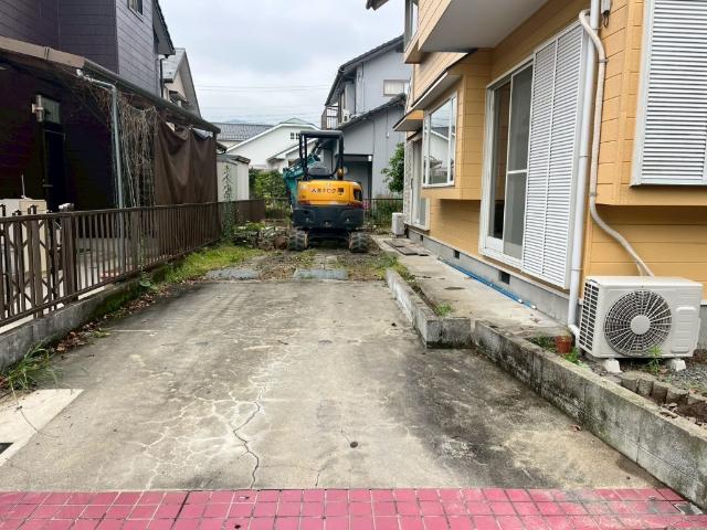 リフォーム中。お庭で家庭菜園もできます