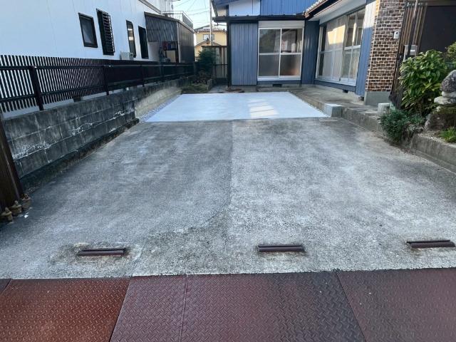 国衙中古戸建 駐車場