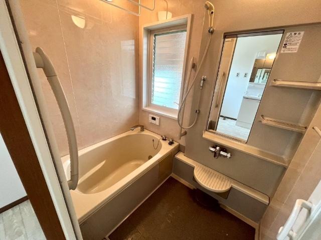岸津中古戸建 バス／シャワー