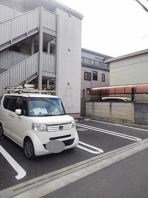 カレント　ハウス　２１（201） 駐車場