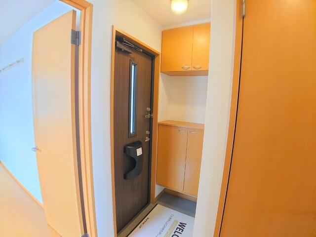 リヴェール　ＡＢ（B202） 玄関