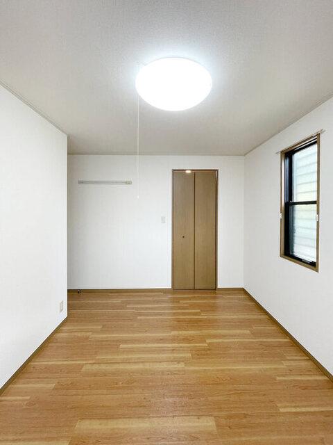 パールハイツ内田　Ⅱ（101） 部屋画像
