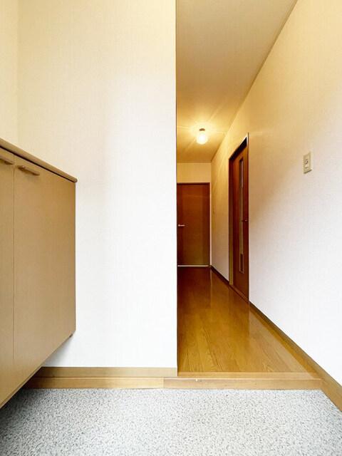 パールハイツ内田　Ⅱ（101） 玄関