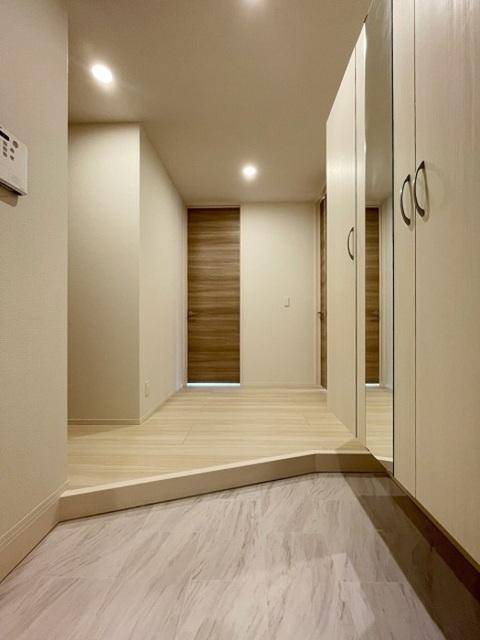 セレスティア東葛西Ⅱ（110） 玄関