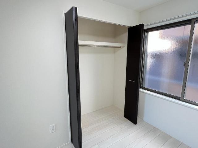 レオン 部屋画像