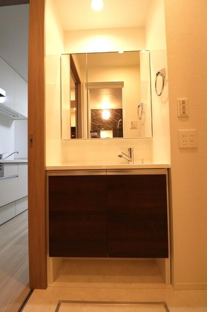 グラナーデ徳丸（101） 部屋画像