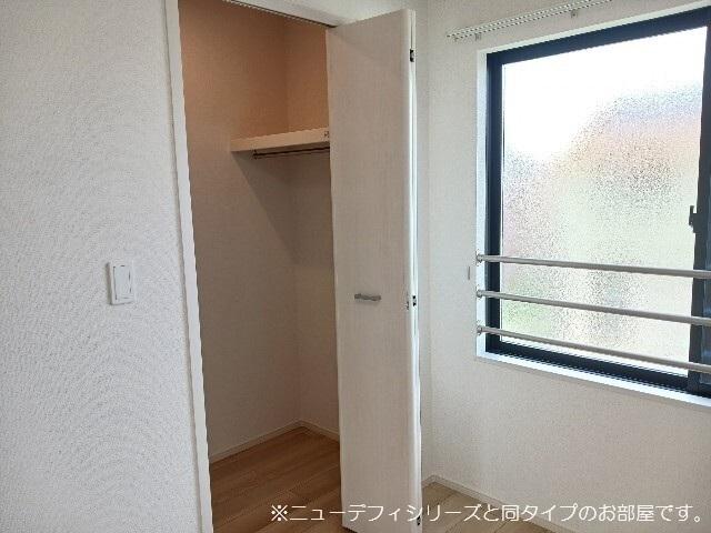 ソフィアツー（205） 収納
