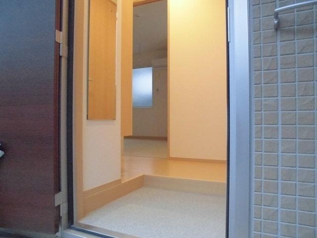 サニーヒルズ立花（102） 玄関