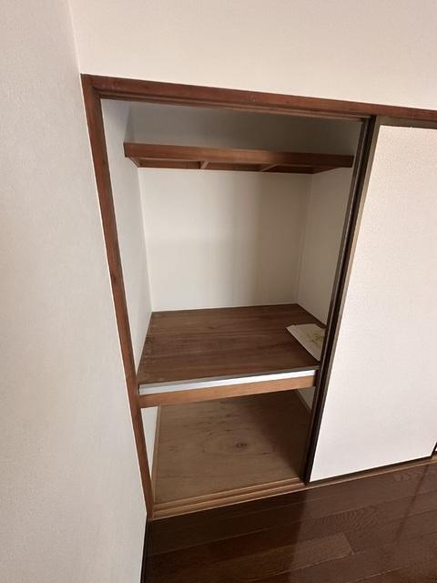 ヴェナスハイム（107） 収納
