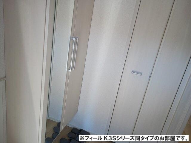 ボンズコート（102） 玄関