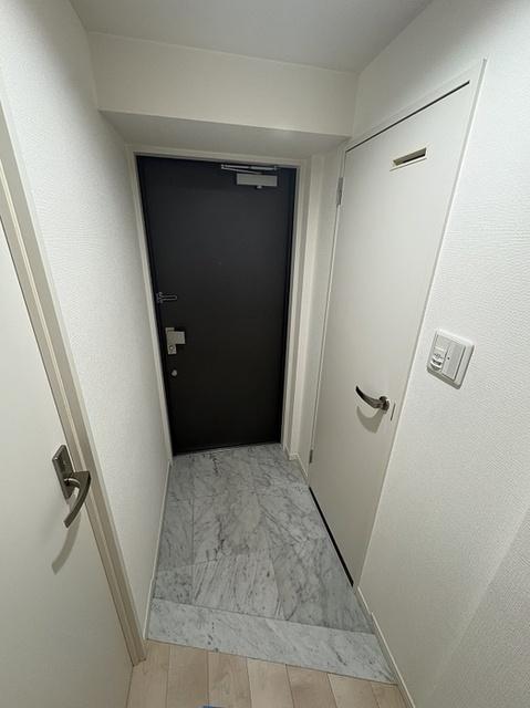 カスタリア茅場町（0406） 玄関