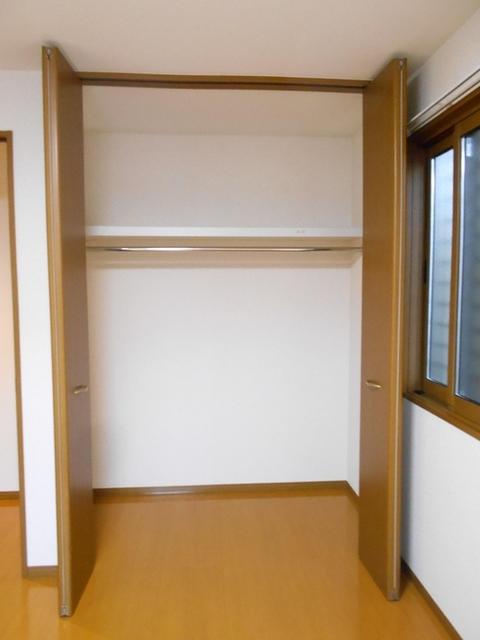 メゾンフルール（102） 収納