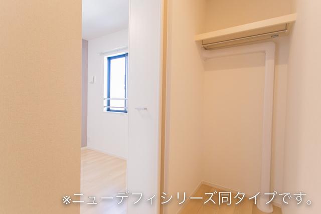ウエスト　ウイング（205） 収納