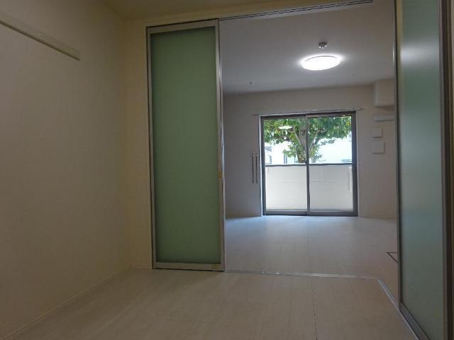 プレシャス 部屋画像