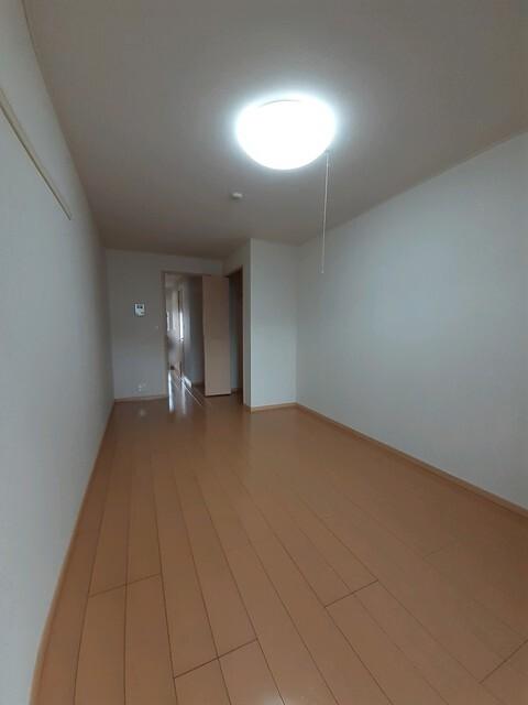 グレイス・エマ（102） 室内